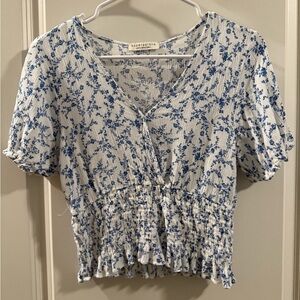 NWOT Paper Crane Blue and White Floral Blouse